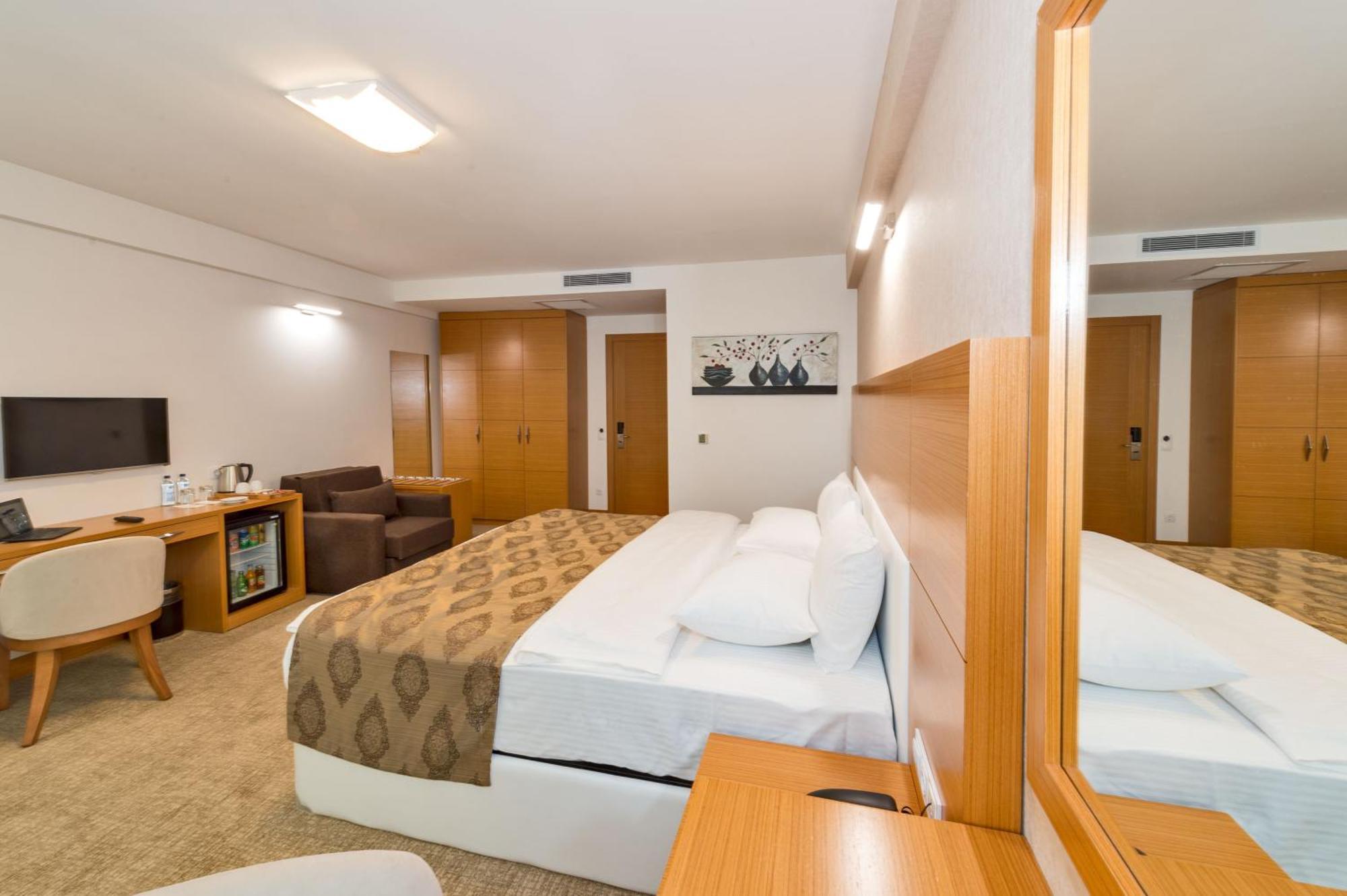 Palmiye Hotel Suites — Fotoğraflar 1